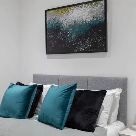 Cosy 1 Bed In Апартаменти